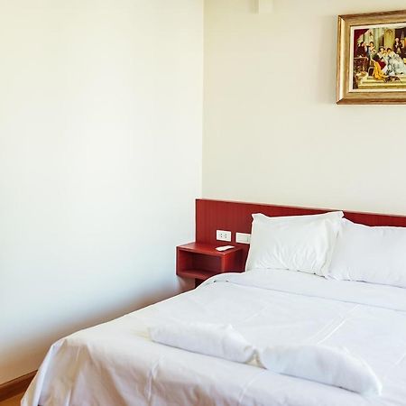 Douangpraseuth Hotel Vientiane Exteriör bild