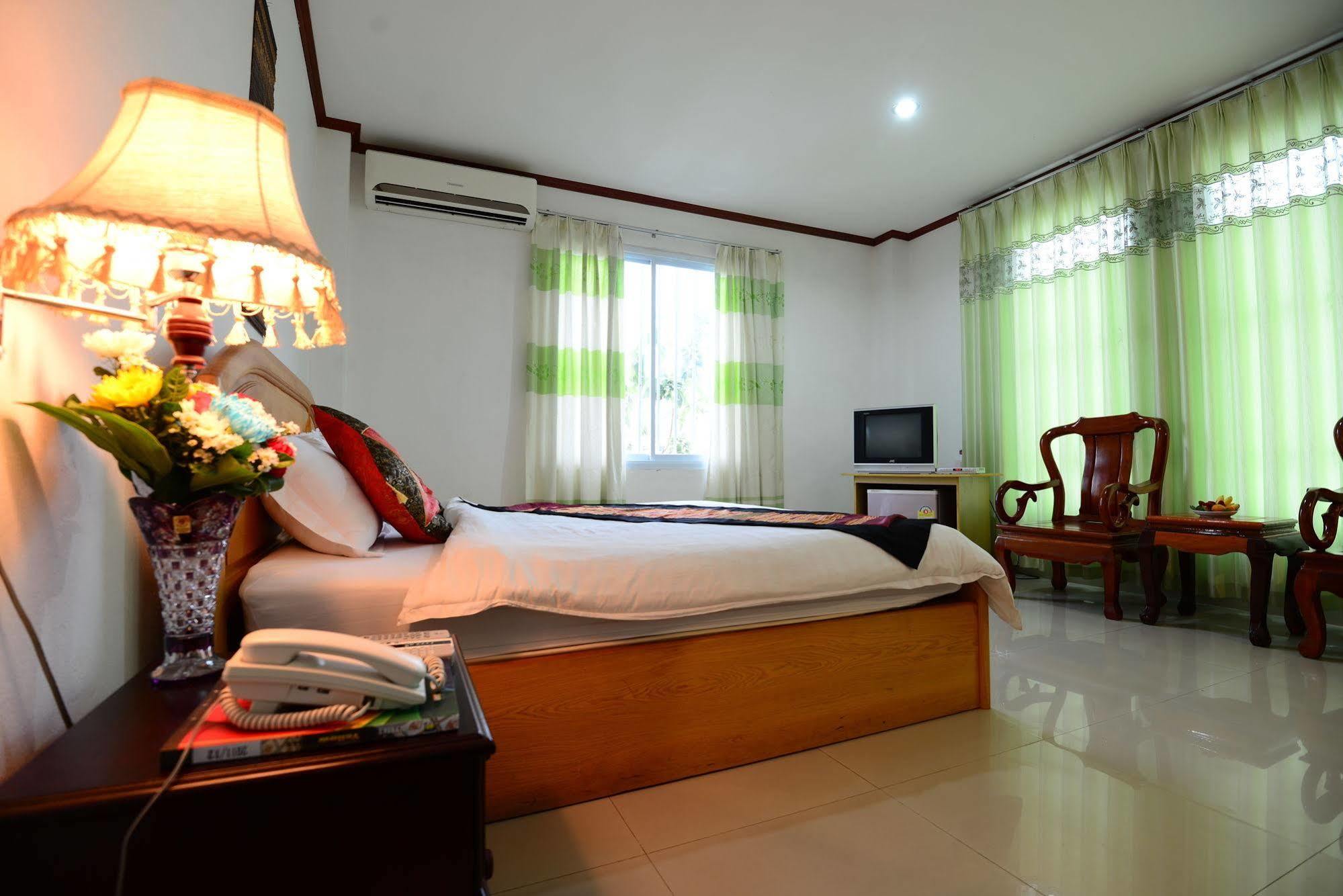 Douangpraseuth Hotel Vientiane Exteriör bild