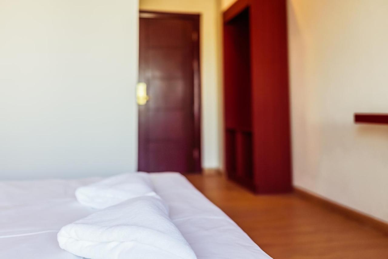 Douangpraseuth Hotel Vientiane Exteriör bild